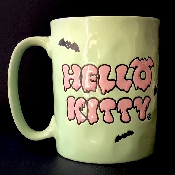 Hello Kitty Frankenstein Halloween Mug - Picture 4 of 8